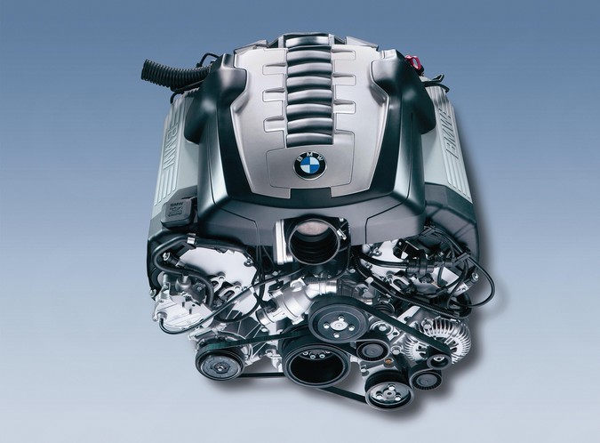 BMW N62B48B V8-Motor Gesamtansicht